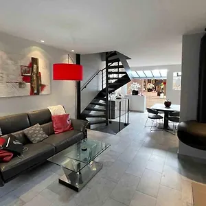 Charming Townhouse With Garden In The Of Ferienhaus
